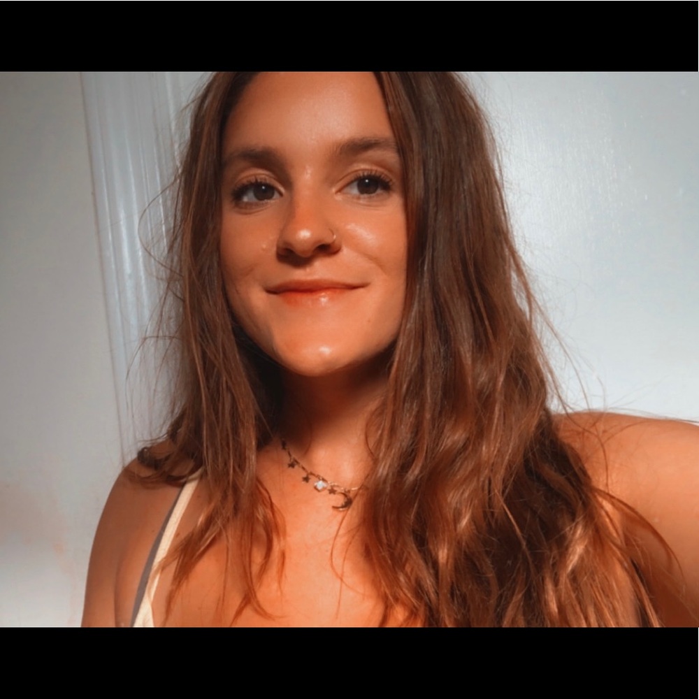 Meet your Posher, Annie